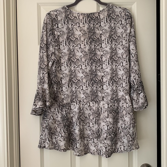 Ophelia Roe tunic top - Picture 5 of 5